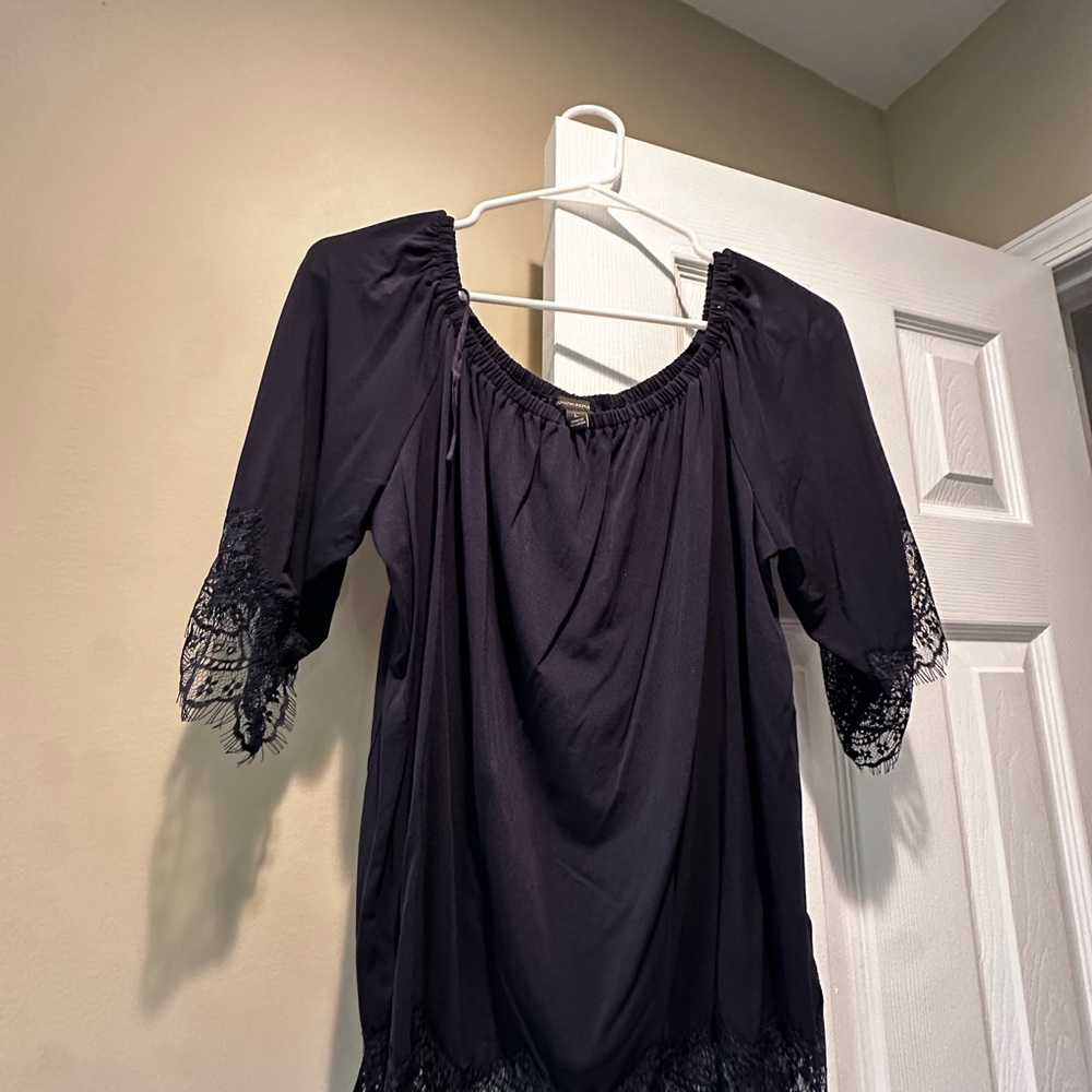 Elegant Black Blouse with Lace Trim
